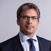 Dr. Santiago Flesler
| Cinnes